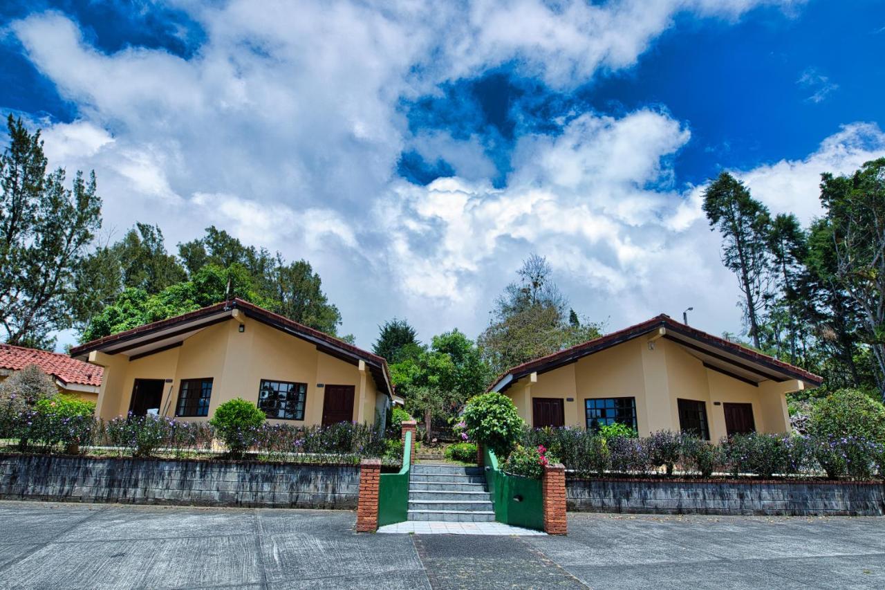 Hotel Villa Zurqui San Isidro  외부 사진