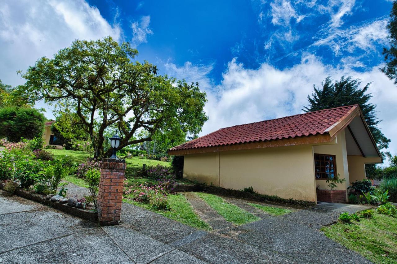 Hotel Villa Zurqui San Isidro  외부 사진