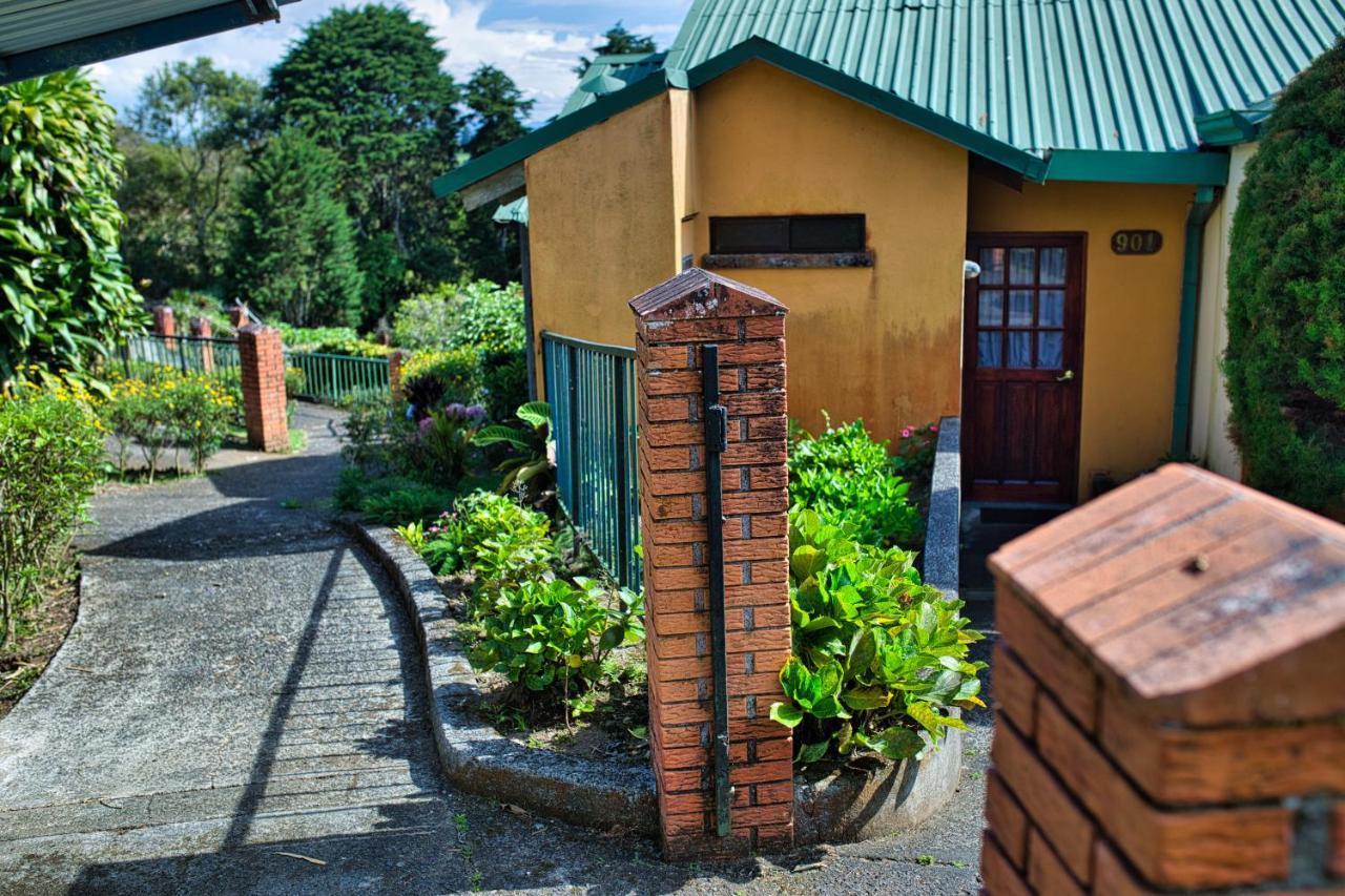 Hotel Villa Zurqui San Isidro  외부 사진