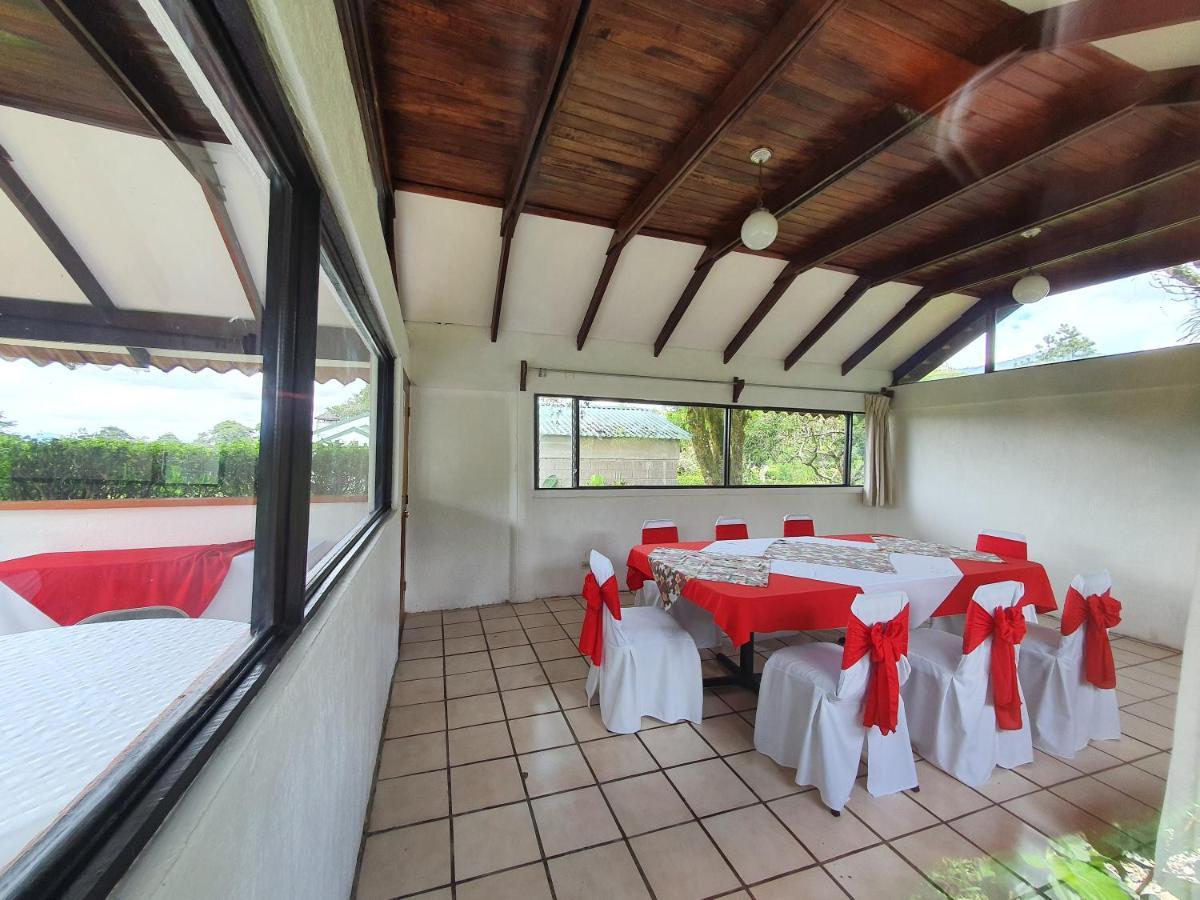 Hotel Villa Zurqui San Isidro  외부 사진
