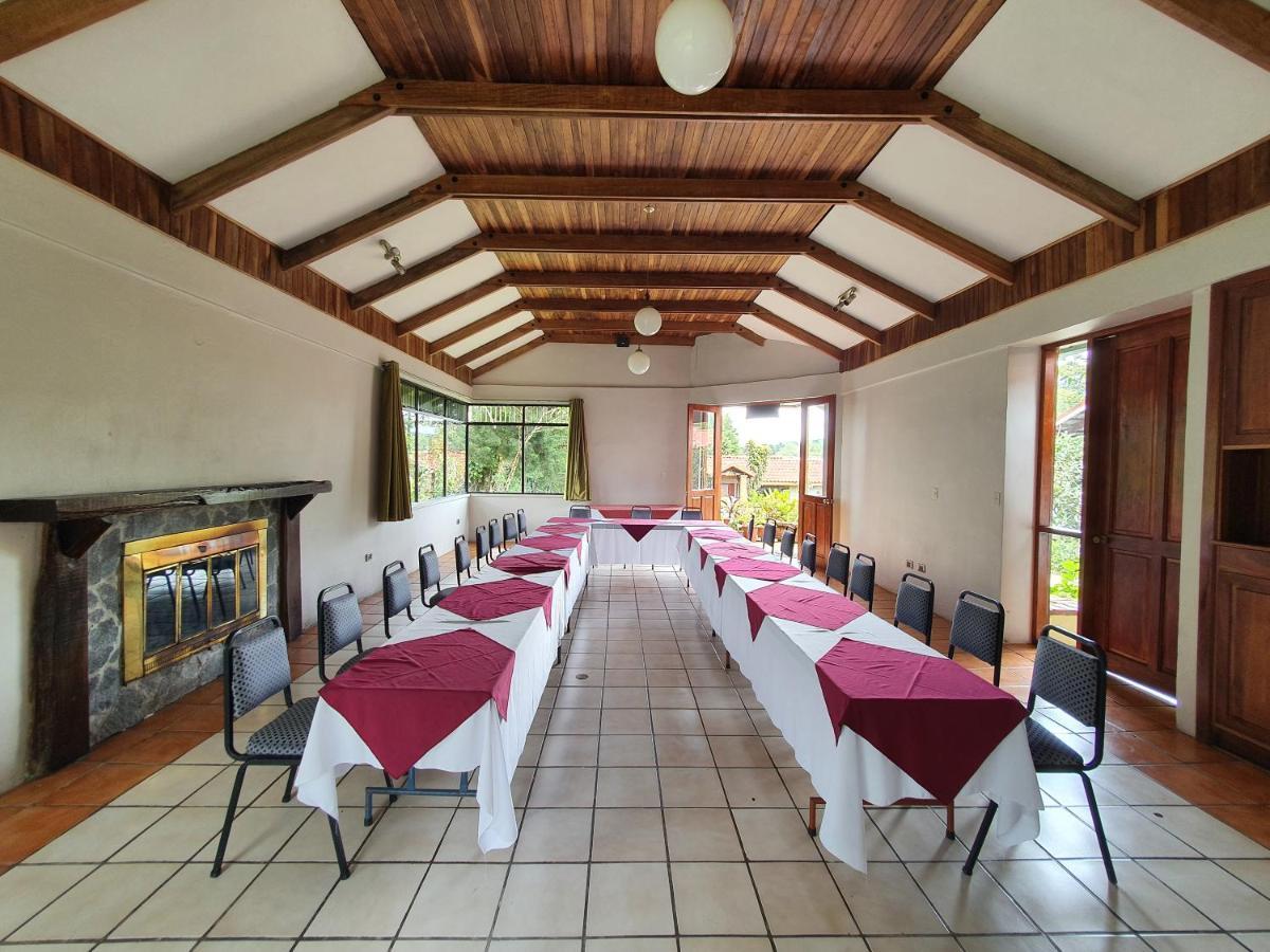 Hotel Villa Zurqui San Isidro  외부 사진
