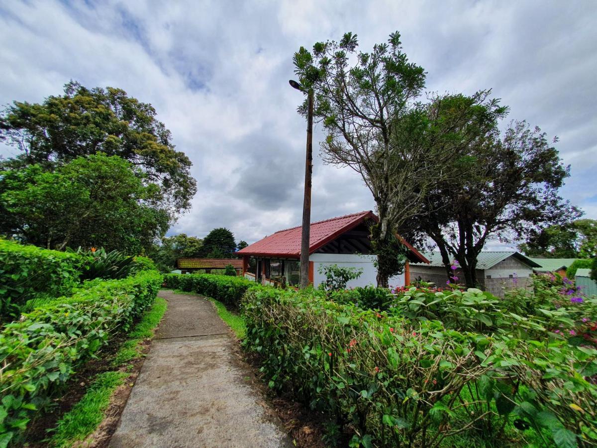 Hotel Villa Zurqui San Isidro  외부 사진