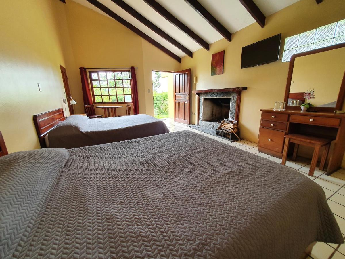 Hotel Villa Zurqui San Isidro  외부 사진